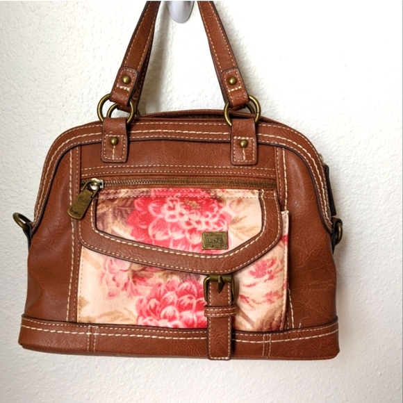 b.o.c. | Bags | Boc Crossbody Bag Color Tan Leather Floral Good ...